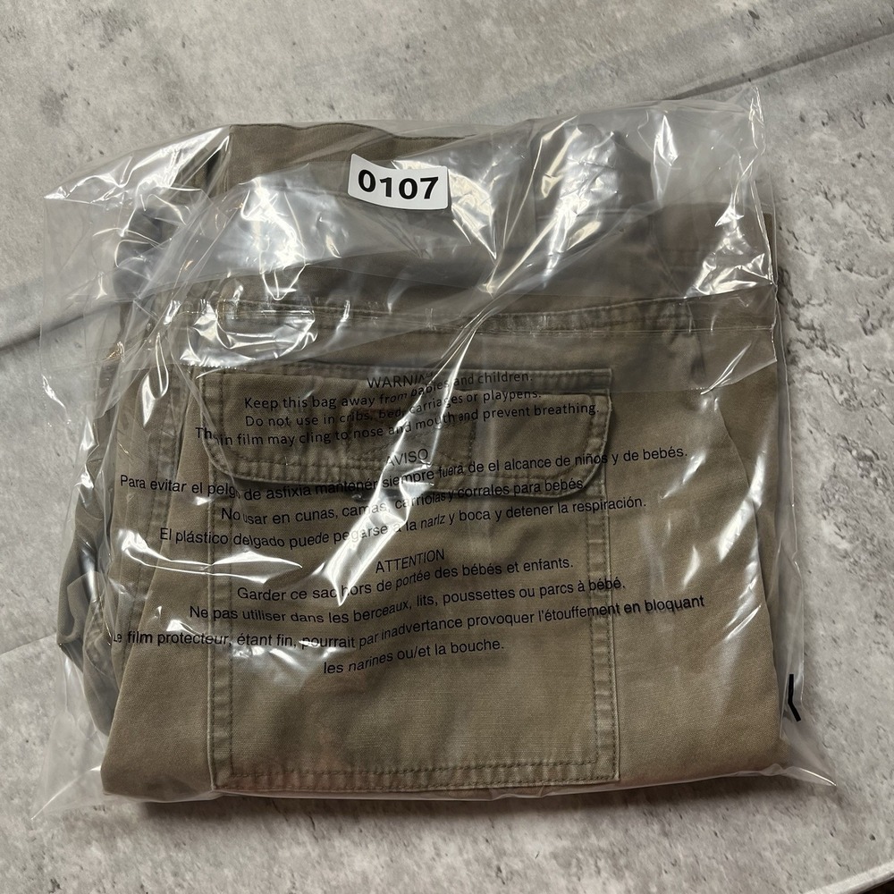 Eddie Bauer Shorts Mens 34 Green Cargo Outdoor Hiking Nylon Blend Zip Pocket - Picture 9 of 9